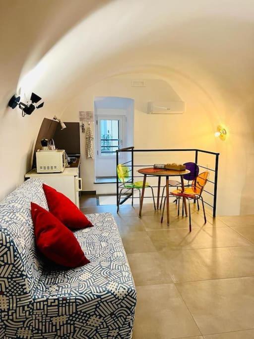 Casa Del Poeta - Spaccanapoli Esterno foto